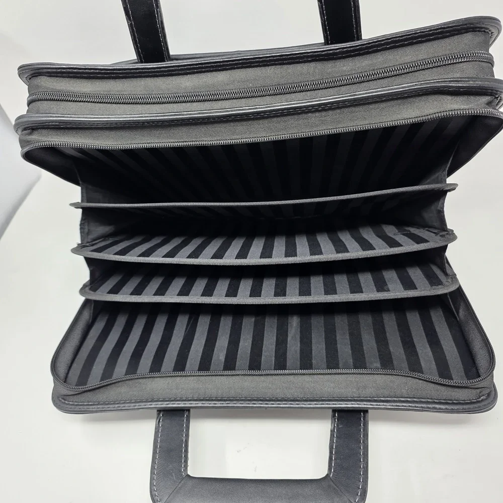 Wenger Victorinox Leather Briefcase Black Napa Profolio Laptop Organizer Bag